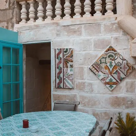 The 1930's Maltese 圣保罗湾城