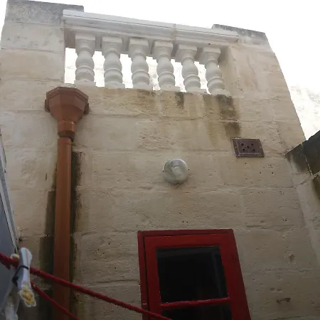 The 1930's Maltese 4* St. Paul's Bay