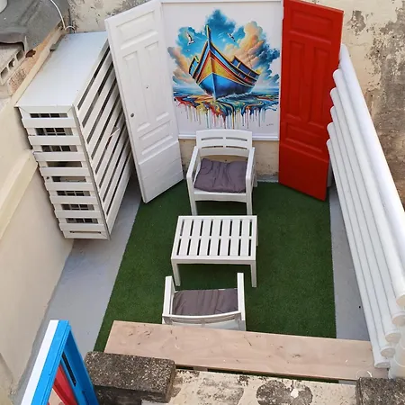 The 1930's Maltese Casa de hóspedes