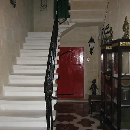 Casa de hóspedes The 1930's Maltese St. Paul's Bay